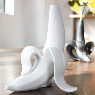 Creative Ceramic Dry Vase – Modern Decorative Vase for Home & Office 